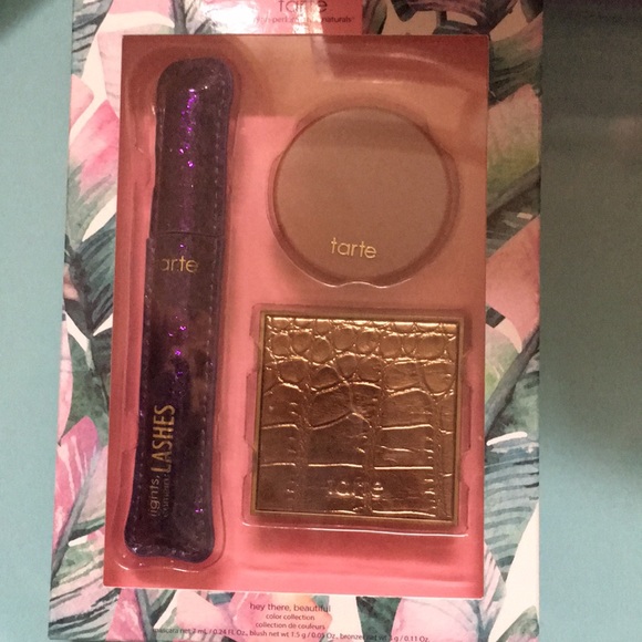 HP🎉 Tarte Makeup Bundle with Makeup Bag - Picture 3 of 7
